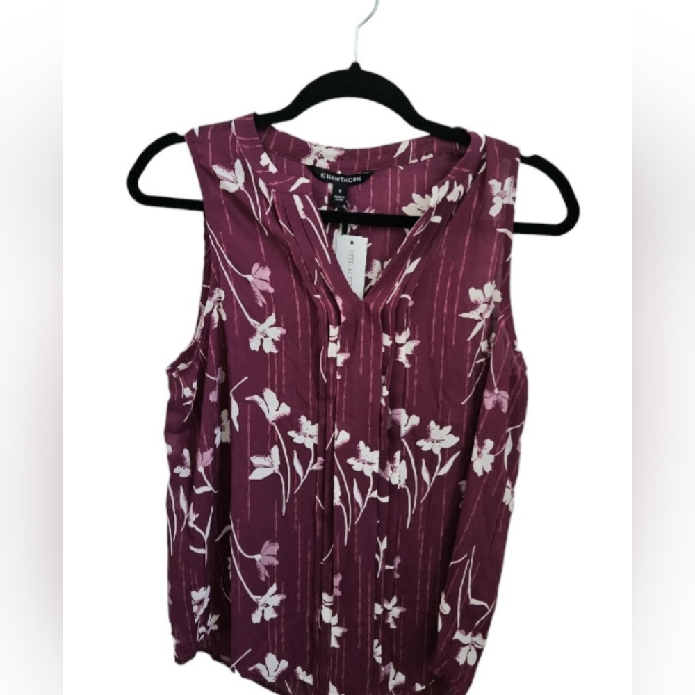 [41 Hawthorn] Breyson pleated detail sleeveless blouse - size small